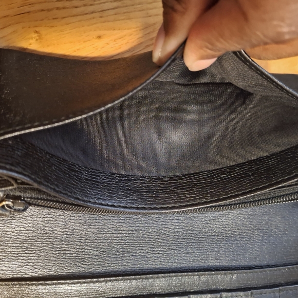 Gucci Vintage Unisex Black Long Wallet With COA and Unbranded Dustbag - Picture 16 of 16